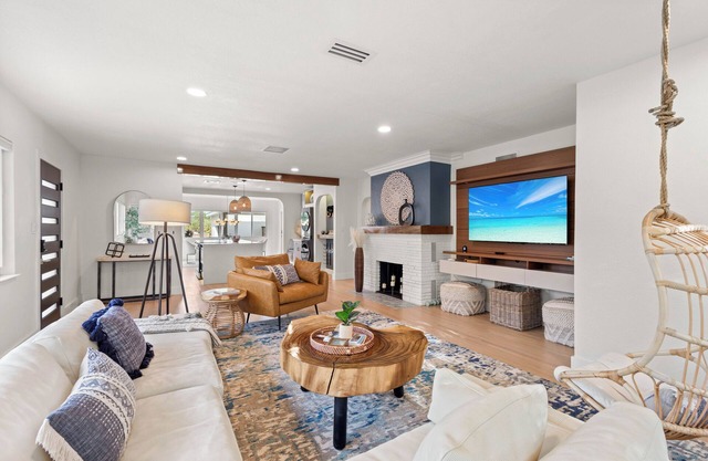 Bliss to Bay Home + Guest Suite by RVA