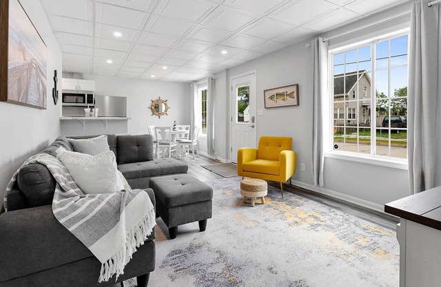 Blissful Luxury Duplex - Near the Beach
