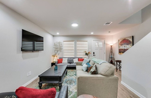 Blissful River Home near Lockheed/FW Stockyards