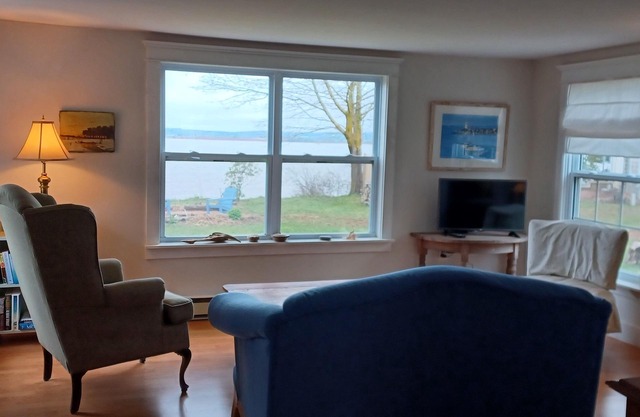 Blomidon Rose Fan Cottage am Wasser
