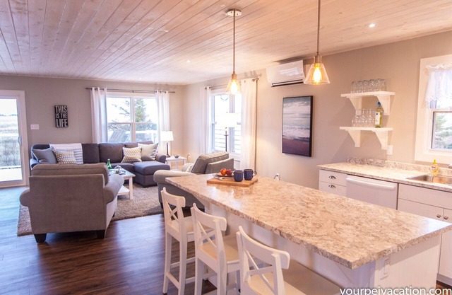 Blue Beach House - Zu Fuß zum Strand, Klimaanlage, neu renoviert, familiengeprüft!