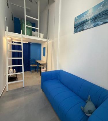 BLUE Cabin-Larnaca Centrum