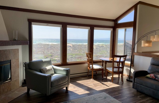 Blue Diamond@Monterey Dunes OCEANFRONT 3bed/3bath-sleeps 7 Monterey/Santa Cruz