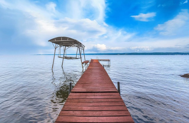Blue Heron Lodge - Adirondack Luxury on Cayuga Lake