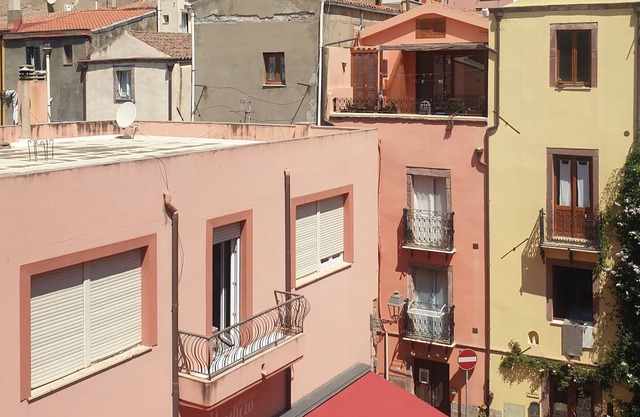 Blue Home B&B - double room with private bathroom Bosa