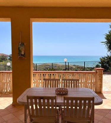 Blue Horizon Villa
