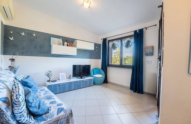 Blue House, 300 meters from the beach