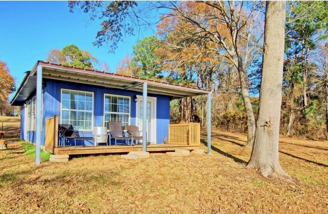 Blue Jay cabin on Toledo Bend Lake