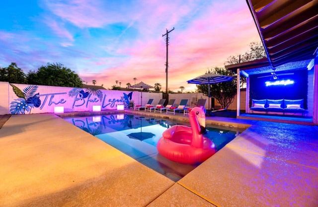 Blue Lagoon - HTD Pool, Ping Pong, Old Town 1mile