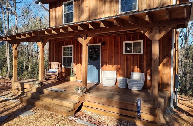 Blue Laurel is nestled in the peaceful little town of Mountain Rest, SC .