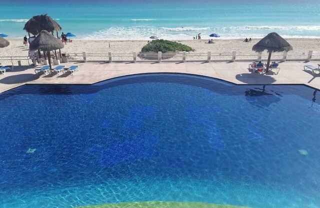 Blue Marlín Familiar & Caribe Beach