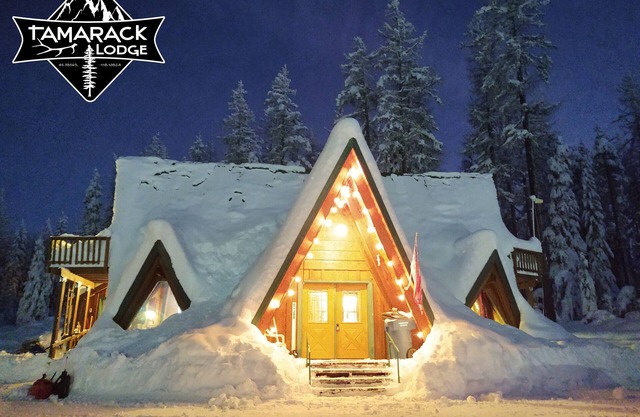 Blue Mountain Lodge with Hot Tub