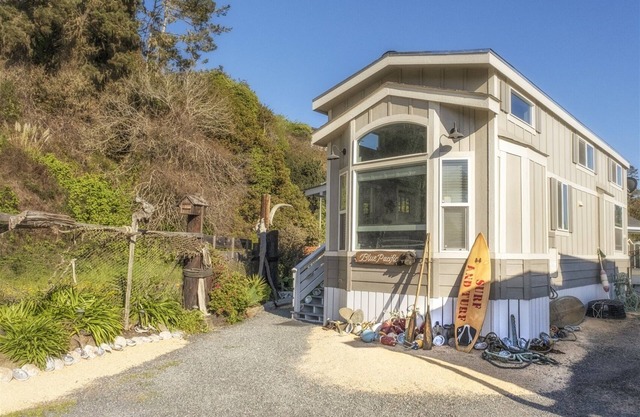 Blue Pacific - Brand NEW tiny home within minutes of the beach and historic Noyo Harbor