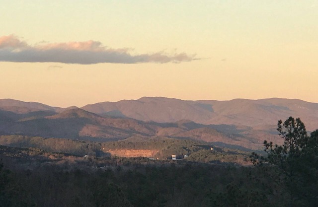 Blue Ridge Mountains & Jocassee Dam Ansichten (Morning Glory)