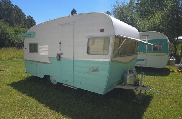 Blue Shasta, Rustic Blue Shasta RV