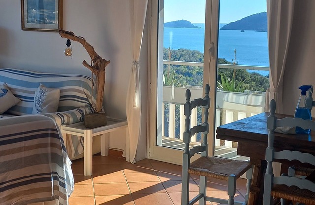 Blue view, blue bay, lerici