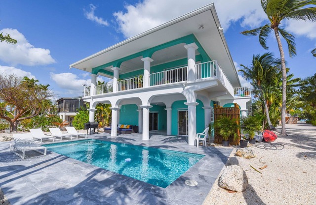 Blue Wahoo-Perfect Keys Getaway
