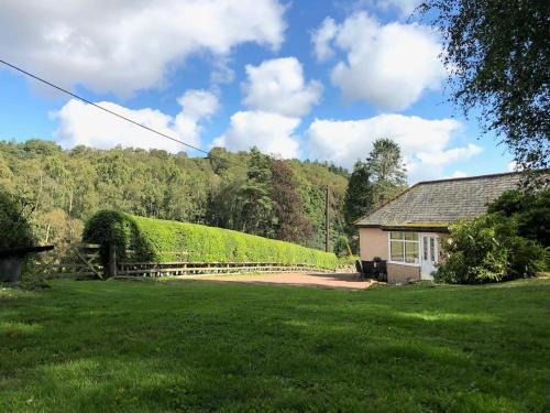 Bluebell Cottage at Westcliffe House, Rothbury