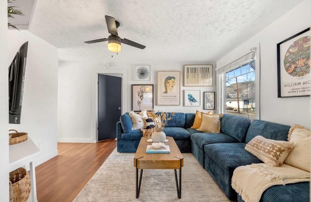 Bluebird 3 Bedroom Home in the Heart of Drumheller