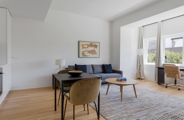 Blueground | Areeiro, turnkey, fully furnished