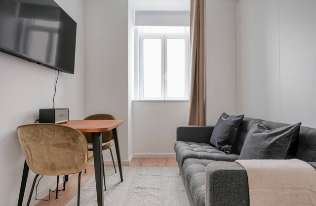 Blueground | Benfica, furnished & fully equipped