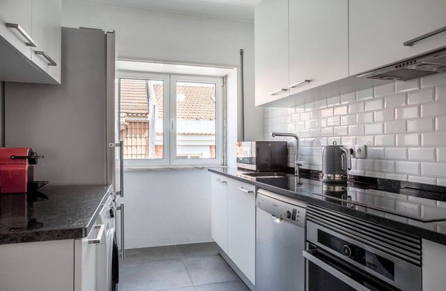 Blueground | Estrela, furnished, appliances