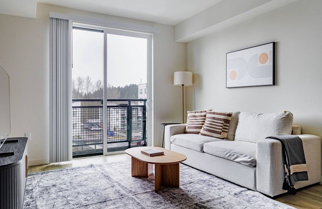 Blueground | Federal Way, AC, nr parks & mall