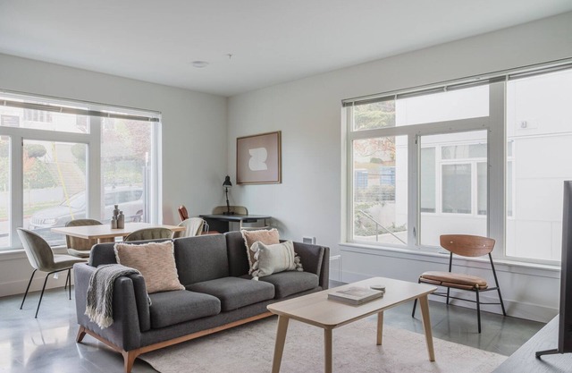 Blueground | First Hill 1bd apartment