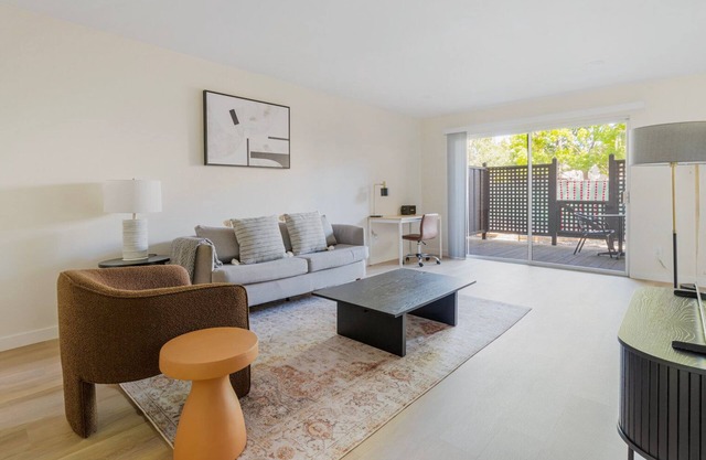Blueground | Midtown, shared pool, nr Park
