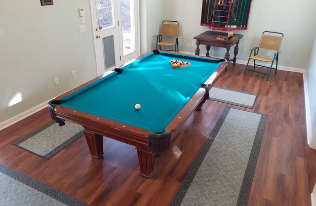 Blues Brothers Hideaway - Lakefront - Fenced yard - Pets Welcome - Clemson 20 mi
