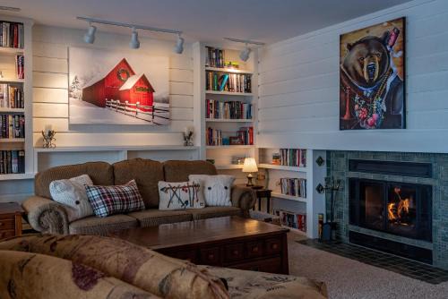 Bluff Condo 4014