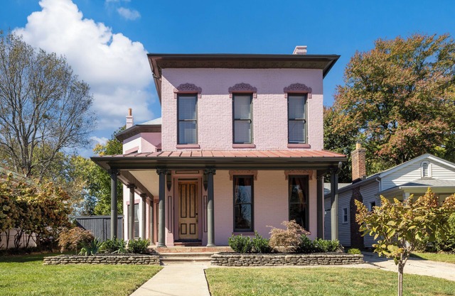 Blushing Pink Manor! 8BR! Off Frankfort Ave! Pickleball Court!