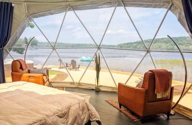 Blystiener lake domes