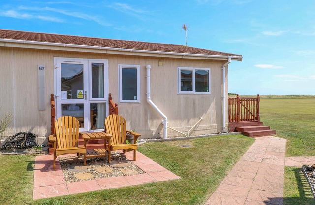 BOA VISTA, pet friendly, country holiday cottage in Bacton
