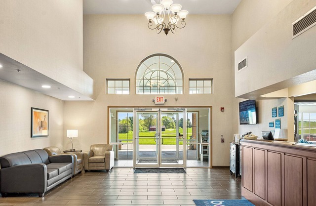 Boarders Inn & Suites by Cobblestone Hotels - Shawano