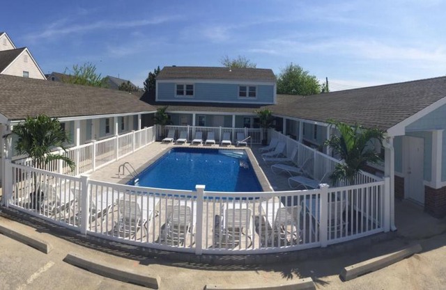 Boardwalk Beach Inn