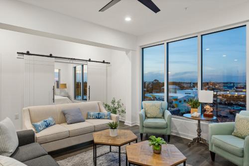 Boardwalk Pent House