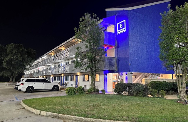 Boardwalk Suites Baton Rouge