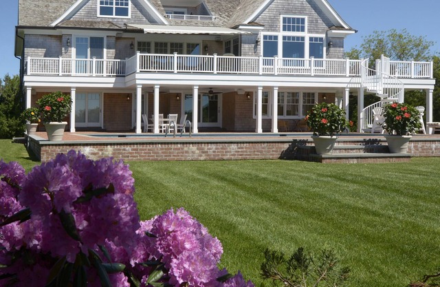 Boaters Delight! Waterfront Home