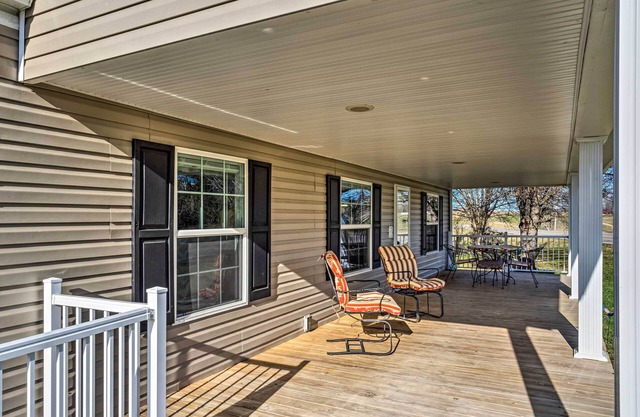 Boating Mecca: Near Dale Hollow Lake & Golf!