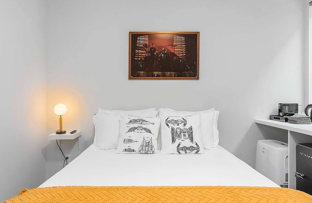 Bobba Fett's Carbonite Suite