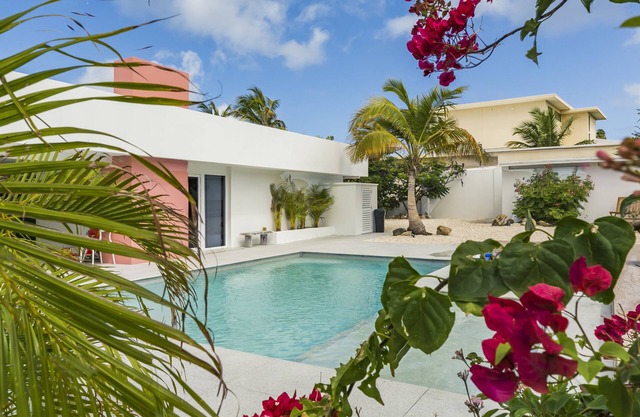 BOCA CATALINA 1 SCHLAFZIMMER VOLLSTÄNDIGE KÜCHE ZUM STRAND