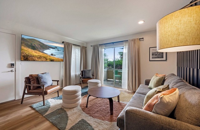 Bodega Coast Inn And Suites