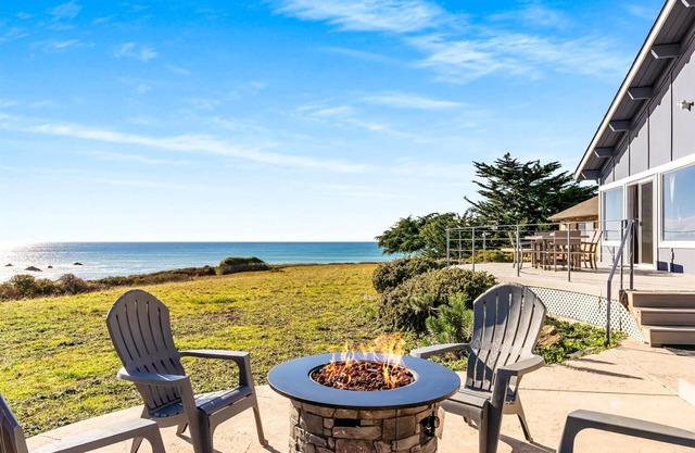 BodegaBayBeachHome-Coastal Family Retreat w/Astonishing Views!PoolTableLounge