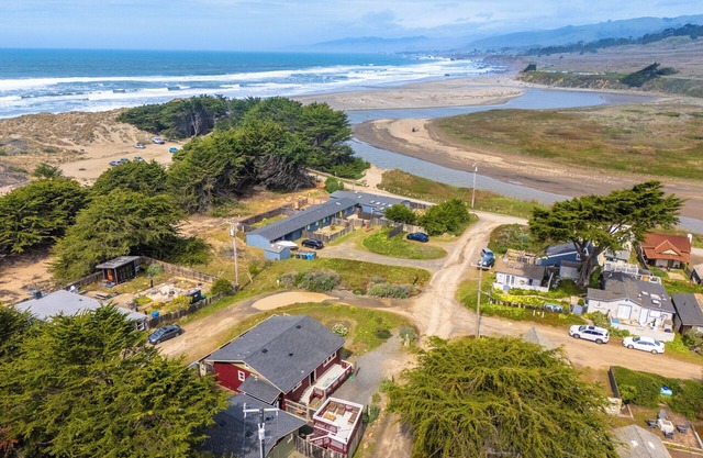 BodegaBreeze:Magical Walk to Beach!Home+Studio!FUN inHomeBodega Bay!HtTb/WiFi