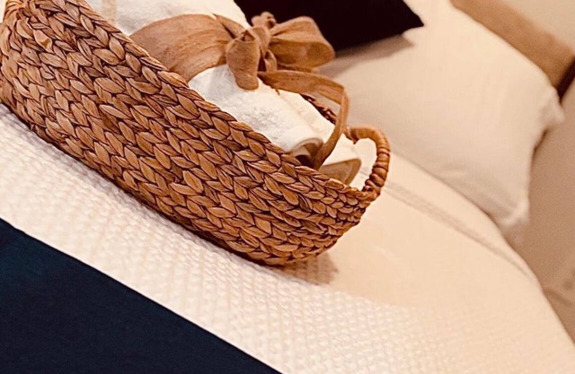 Bohemian Studio near Airports !