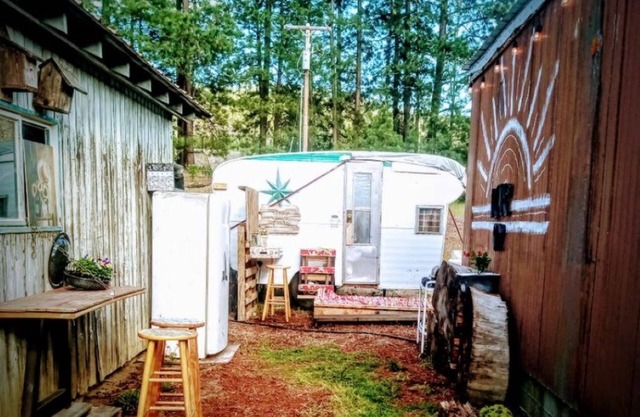 Boho Betty @ Summit 55 on Hwy 95