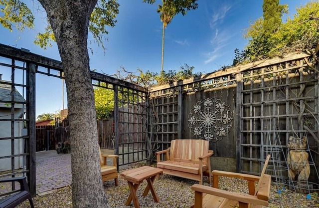 Boho Bike Bungalow Near Historic Folsom!