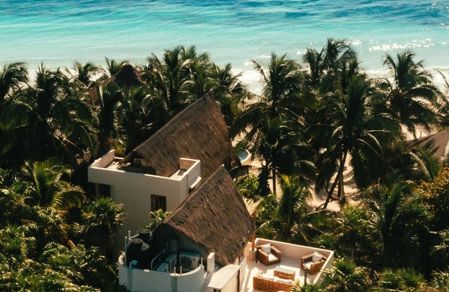 Stunning Luxury Villa w/ BEST location directly on Tulum Beach w/Pool