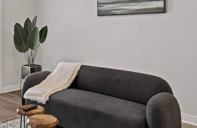 Bold 2126 I Corporate 1 Bedroom Apartment